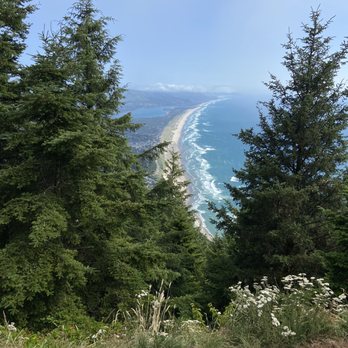 Neahkahnie Mountain - View from above looking down onto Nehalem Bay - Hiking Near Me - Nehalem, Oregon Neahkahnie Mountain - View from above looking down onto Nehalem Bay - Hiking Near Me - Nehalem, Oregon