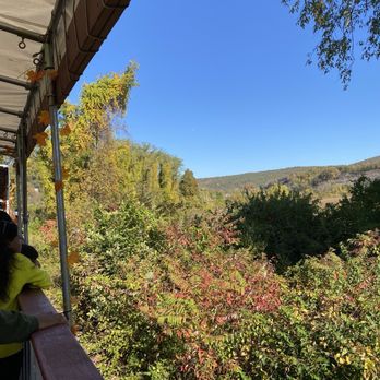 Catskill Mountain Railroad - Foliage Views - Historical Tours Near Me - Kingston, New York