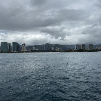 Makani Catamaran - Boating Near Me - Honolulu, Hawaii