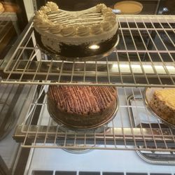 Aladdin's Eatery - Worthington - Cakes