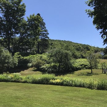 Highland Lodge - Grounds & cabins - Venues & Event Spaces Near Me - Greensboro, Vermont