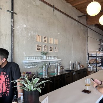 Common Corners Brewing - Vibey! - Breweries Near Me - Walnut, California Common Corners Brewing - Vibey! - Breweries Near Me - Walnut, California