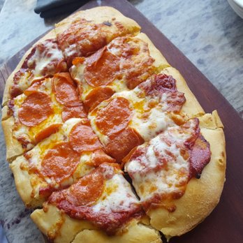 Copper Bar - Pepperoni flat bread pizza - Bars Near Me - Kohala Coast, Hawaii Copper Bar - Pepperoni flat bread pizza - Bars Near Me - Kohala Coast, Hawaii