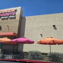 Dunkin' - Dunkin out side