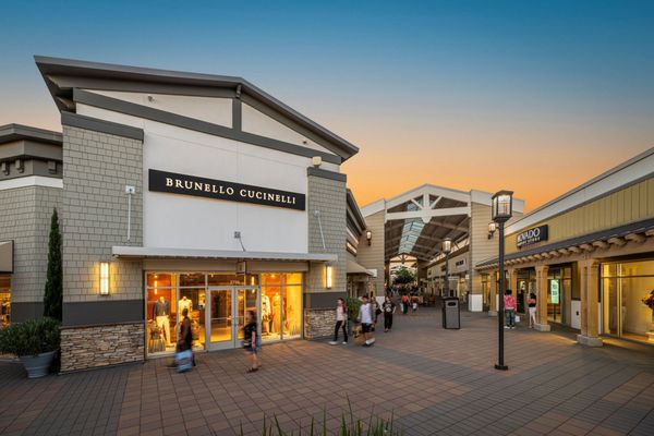 San Francisco Premium Outlets by null