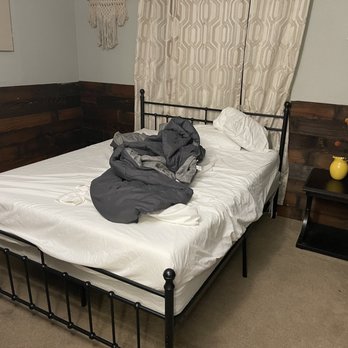 Vacasa - Big Bear Lake - More dirty sheets - Vacation Rentals Near Me - Big Bear Lake, California