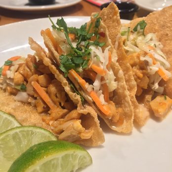 Applebee's Grill + Bar - Chicken Wanton Tacos - American Near Me - Rowlett, Texas