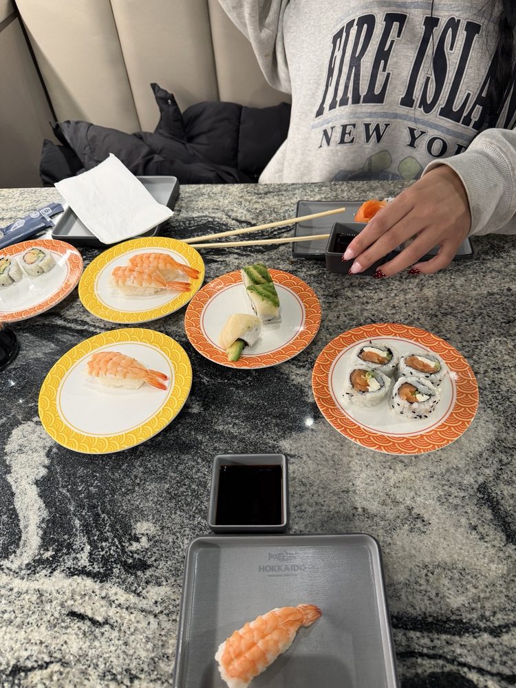 Hokkaido Revolving Sushi