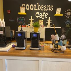 Jumpin' Jellybeans Botique Play Space - Cafe