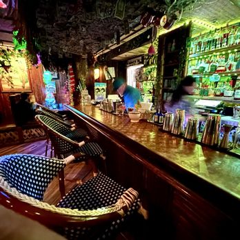 Castaways Cove - Bar - Tiki Bars Near Me - Breckenridge, Colorado Castaways Cove - Bar - Tiki Bars Near Me - Breckenridge, Colorado