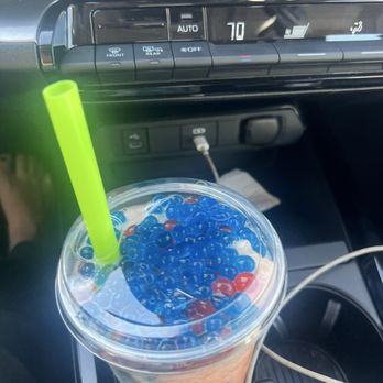 Dutch Bros Coffee - Juice Bars & Smoothies Near Me - Patterson, California