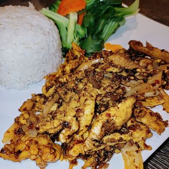 Pho Laveen - Lemongrass chicken with steam rice and vegetables - Vietnamese Near Me - Phoenix, Arizona Pho Laveen - Lemongrass chicken with steam rice and vegetables - Vietnamese Near Me - Phoenix, Arizona
