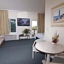 Beaufort Harbour Suites - Suite from Entry