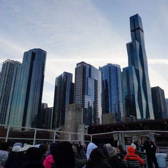 Chicago Line Cruises - Boat Charters Near Me - Chicago, Illinois Chicago Line Cruises - Boat Charters Near Me - Chicago, Illinois