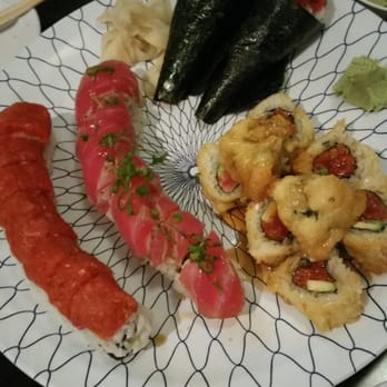 Minato Sushi - Spicy tuna hand rolls are amazing! - Sushi Bars Near Me - Lake Forest, California Minato Sushi - Spicy tuna hand rolls are amazing! - Sushi Bars Near Me - Lake Forest, California
