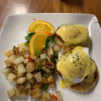 Seabrisa's Eatery - Crab Eggs Benedict - Seafood Near Me - Hollister, California Seabrisa's Eatery - Crab Eggs Benedict - Seafood Near Me - Hollister, California