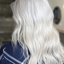 Gloss Aveda Salon