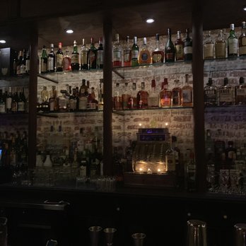 The Headless Widow - Great bar and drinks! Awesome ambiance!!! Good prices and crowd - Cocktail Bars Near Me - New York, New York