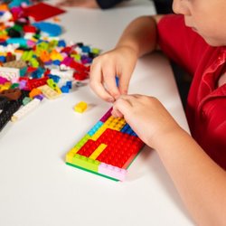 Vaulting Frogs Preschool - Engineering with Legos