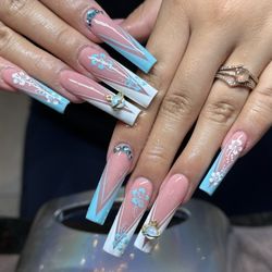 Chan & Bay Nail Spa - Another angle of this beautiful blue set