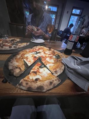 Vero Pizzeria by null