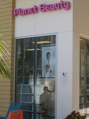 Gilmore Station by null