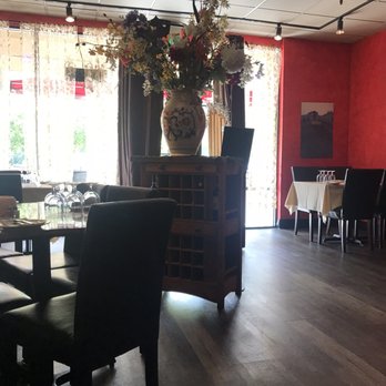Pasta Nova - Beautiful decor and lighting - Italian Near Me - Woodinville, Washington Pasta Nova - Beautiful decor and lighting - Italian Near Me - Woodinville, Washington