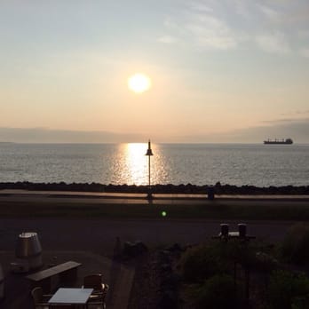The Inn on Lake Superior - Sunrise over the lake from our balcony - Hotels Near Me - Duluth, Minnesota The Inn on Lake Superior - Sunrise over the lake from our balcony - Hotels Near Me - Duluth, Minnesota