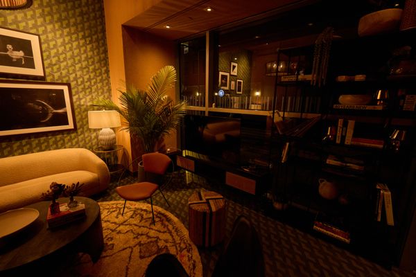 Hudson Local by null