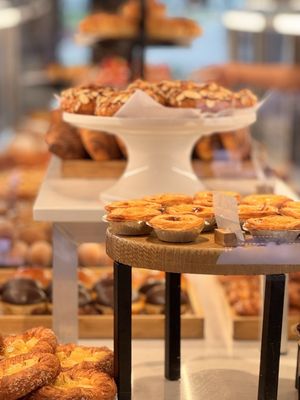 Paris Baguette by null