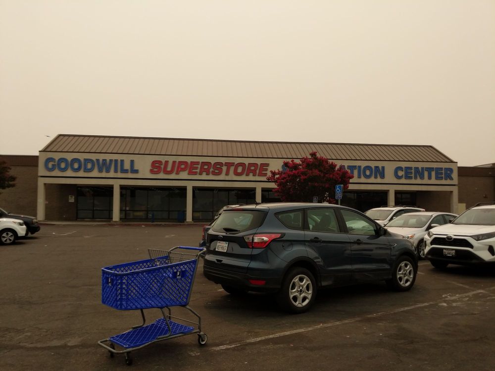 GOODWILL SUPERSTORE & DONATION CENTER Updated August 2024 62 Photos