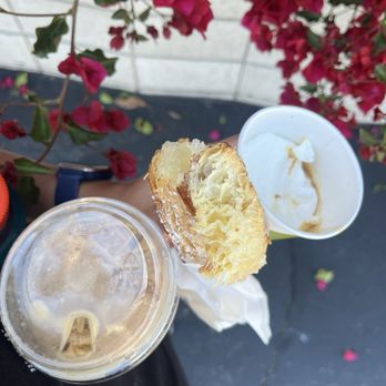 Klatch Coffee - Coffee & Tea Near Me - Pasadena, California