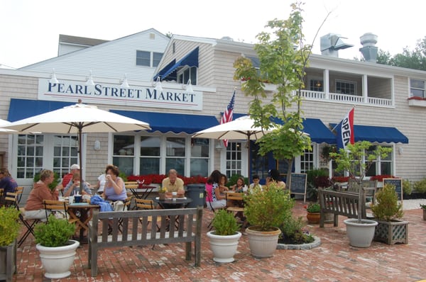 Pearl Street Market by null