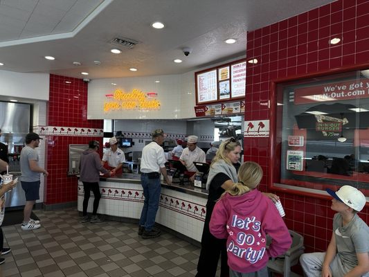 In-N-Out Burger by null