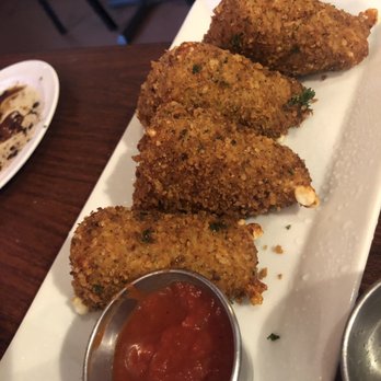 Abruzzo's - Mozzarella sticks - Italian Near Me - Dallas, Texas