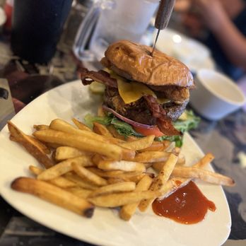 KC's American Kitchen - American Near Me - Windsor, California KC's American Kitchen - American Near Me - Windsor, California