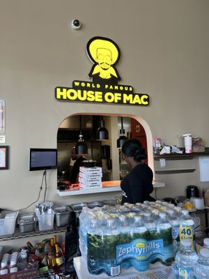 World Famous House of Mac by null