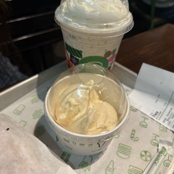Shake Shack Canal Place - Milkshake and custard - Fast Food Near Me - New Orleans, Louisiana Shake Shack Canal Place - Milkshake and custard - Fast Food Near Me - New Orleans, Louisiana