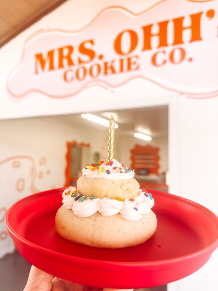 Mrs Ohh’s Cookie Logo