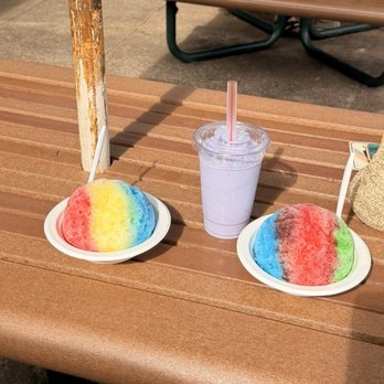North Shore Shave Ice - Taro boba, shaved ice with strawberry, pineapple, and blue raz - Shaved Ice Near Me - Princeville, Hawaii