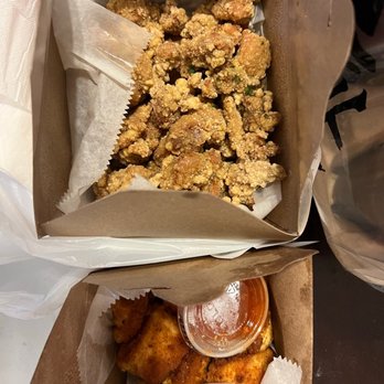 Taipei Cafe - Popcorn Chicken, Fried Egg Tofu with Chili Sauce - Bubble Tea Near Me - Chicago, Illinois