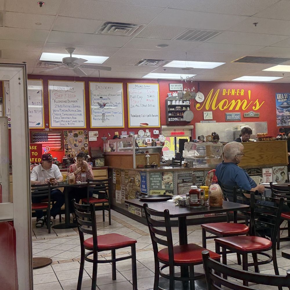 Mom's Diner - interior - Diners Near Me - Pahrump, Nevada Mom's Diner - interior - Diners Near Me - Pahrump, Nevada