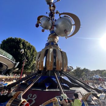 Astro Orbitor - Amusement Parks Near Me - Anaheim, California Astro Orbitor - Amusement Parks Near Me - Anaheim, California
