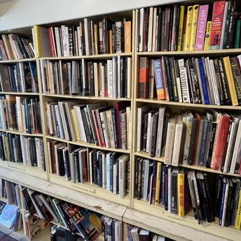 Bart's Books - A whole wall dedicated to books on art! - Bookstores Near Me - Ojai, California Bart's Books - A whole wall dedicated to books on art! - Bookstores Near Me - Ojai, California