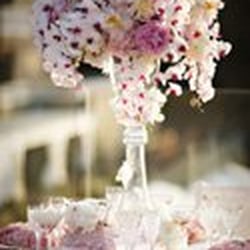 Karen Tran Florals - Event design studio
