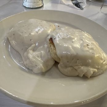 OUI Pancake N Eggs - Biscuit & Gravy - American Near Me - Temecula, California