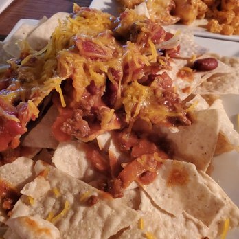 Millersburg Brewing - Nachos....pretty bare - Breweries Near Me - Millersburg, Ohio