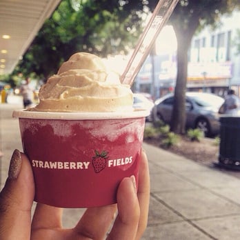 Strawberry Fields - Dulce de leche! - Juice Bars & Smoothies Near Me - Norfolk, Virginia
