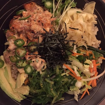 Pacific Catch - The Hawaiian poke (ahi Serrano) rice bowl. A hodgepodge of all sorts of things. - Seafood Near Me - San Mateo, California