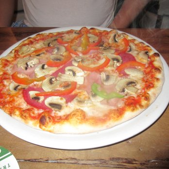 Ava Thomas - Quattro stagioni pizza - Italian Near Me - Amsterdam, New Hampshire